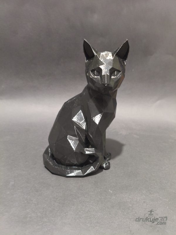 Czarna figurka siedzącego kota w stylu low poly, wysokość 20 cm, wydruk 3D z PETG